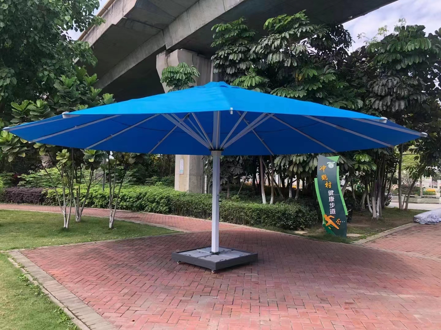 High Quality 7M Restaurant Hotel Giant Patio Garden Extra Large Outdoor Umbrella