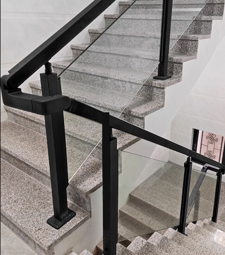 Matt finish stainless steel glass deck railing mastet pillar for balcony systems