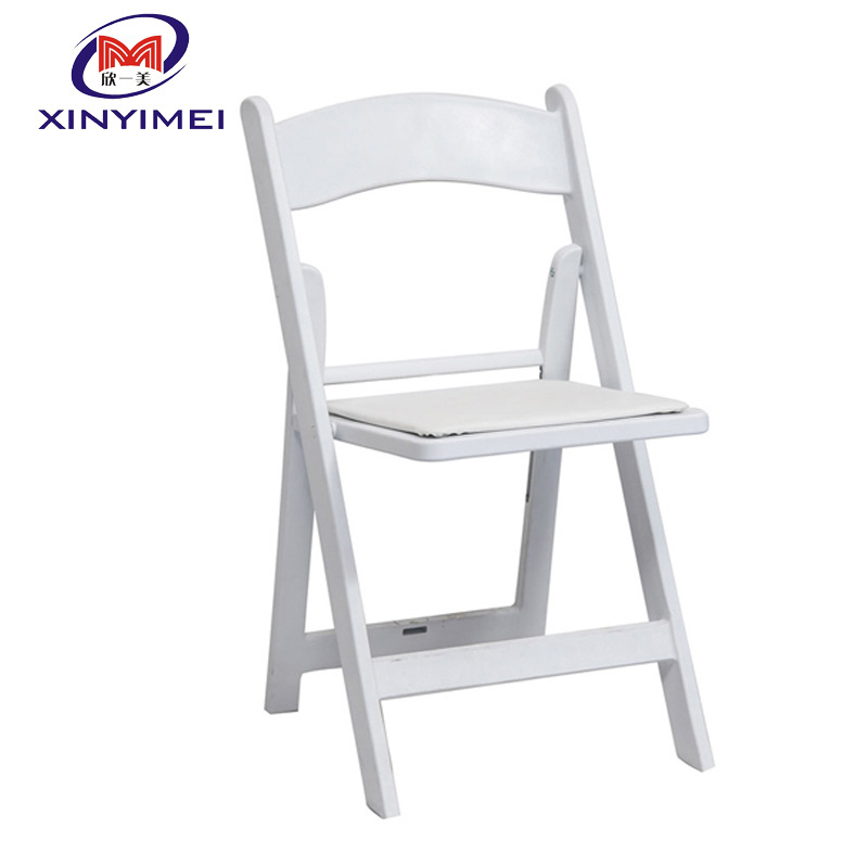 New Design Wedding Event Folding Plastic Wimbledon Chair for Dining Outdoor Furniture Modern White Plastic Chairs Prices 5 Years