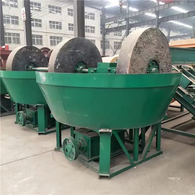 Small Scale Gold Ore Mining Equipment 2 Tph Rock Gold Processing Plant With Diesel Jaw Crusher Wet Pan Mill Price List