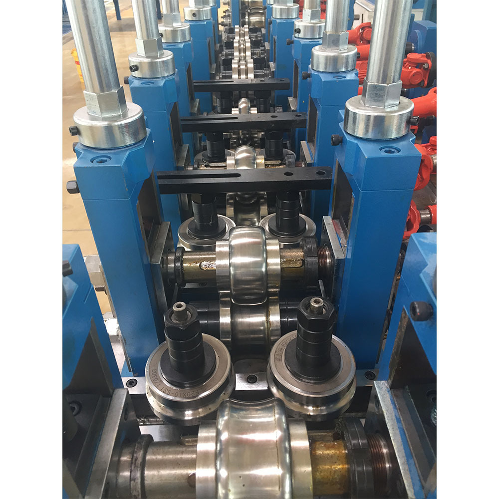 Automatic Square Pipe Roll Forming Machine Steel ERW Pipe Mill Line Machine To Make Square Tube