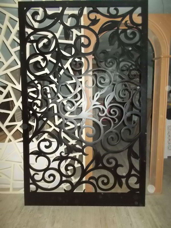 factory low price indoor house elegant black color wrought iron  divider