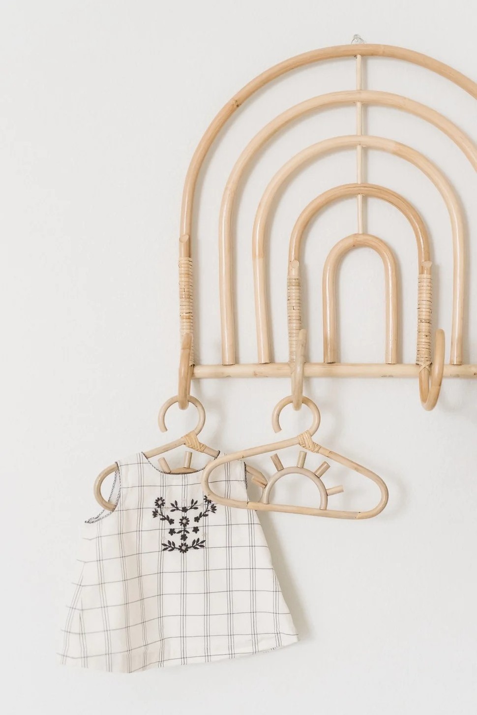 Wholesale mini rattan baby kids cloth hanger