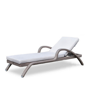 Resort furniture aluminum rattan folding outdoor chaise lounge