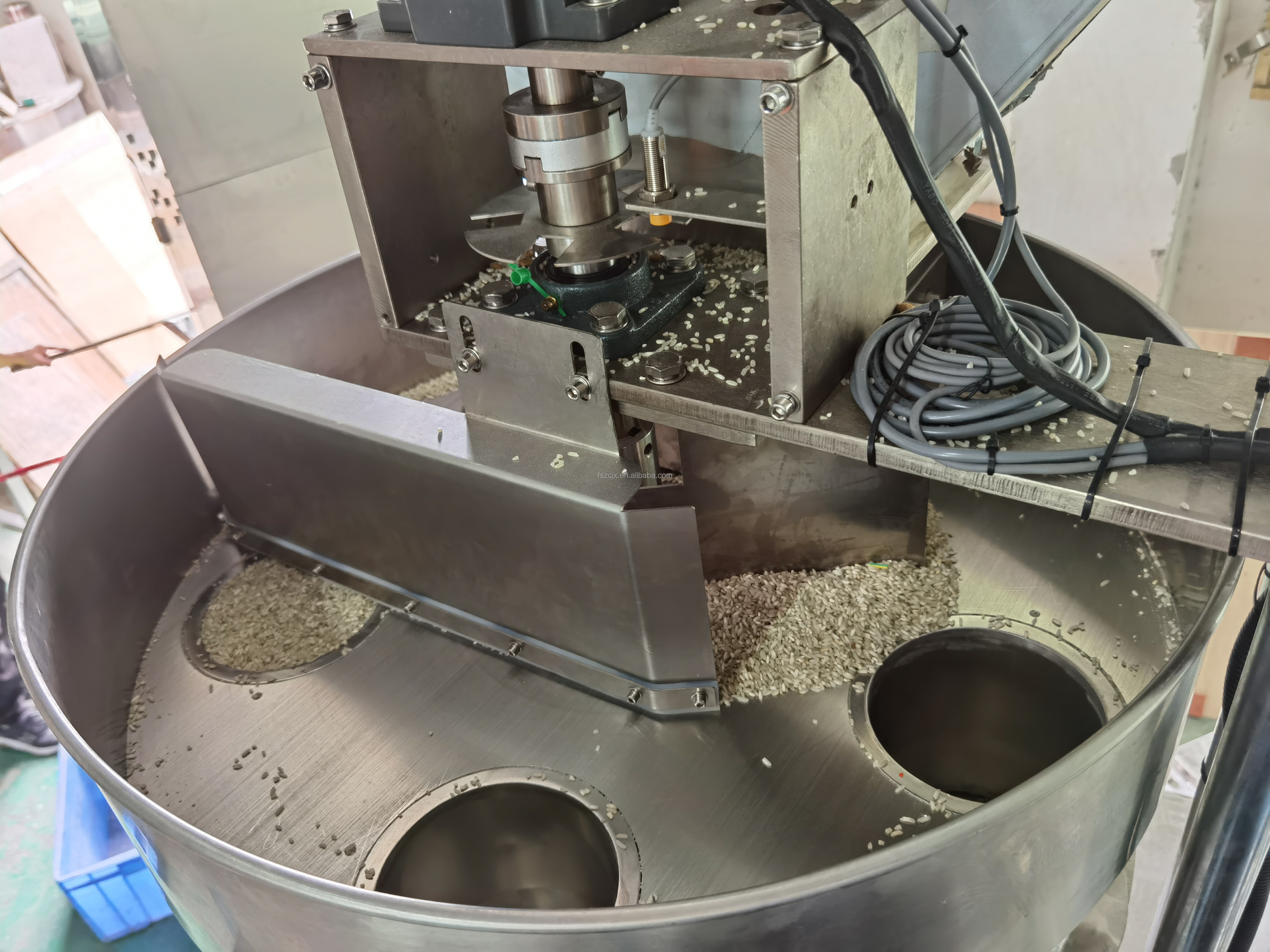 Automatic small food sugar salt cat food coffee bean rice pouch grain granule filling packing machine