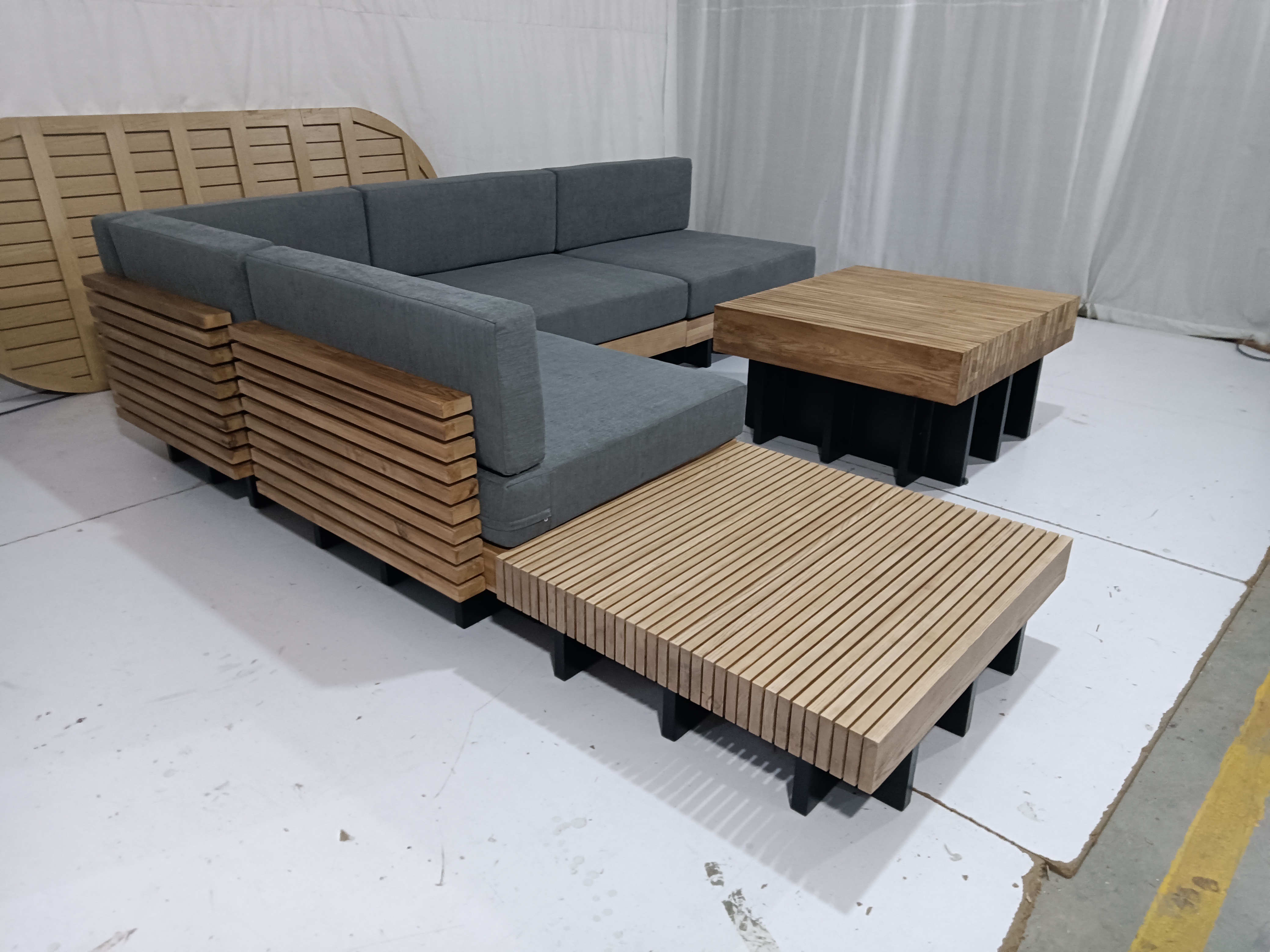 Garden Leisure Sofa Courtyard Furniture Gray Modern Wooden Sectional Outdoor Sofa Set