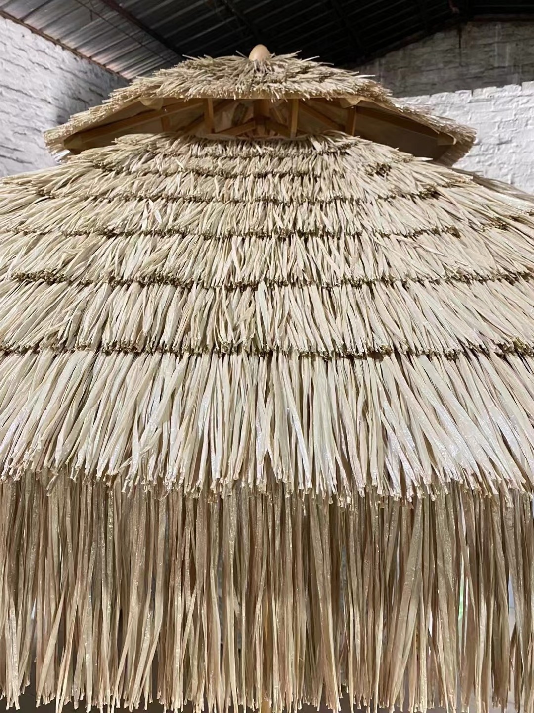 Custom Natural Color Outdoor Palm Patio Thatch Beach Straw Grass Umbrella