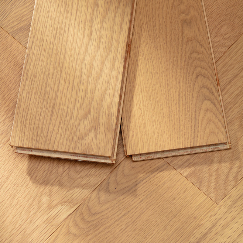 Multi-Layer Engineered Wood Flooring Natural Wood Skin 0.6-1.2mm Thickness Multiple Styles Indoor Flooring For Home