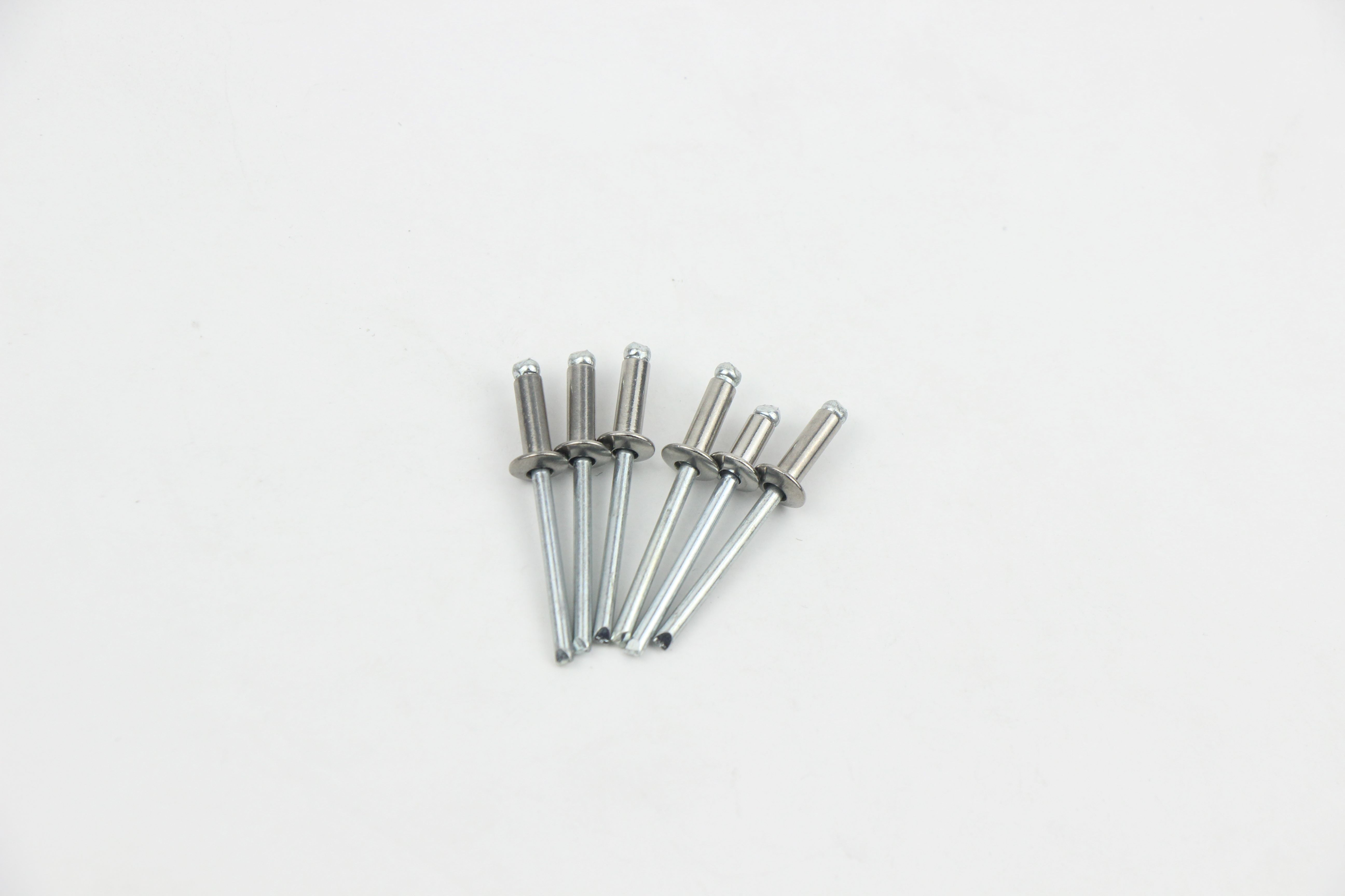 Wholesale open round head pull nail aluminum body steel mandrel dome head aluminum stainless steel pull rivets