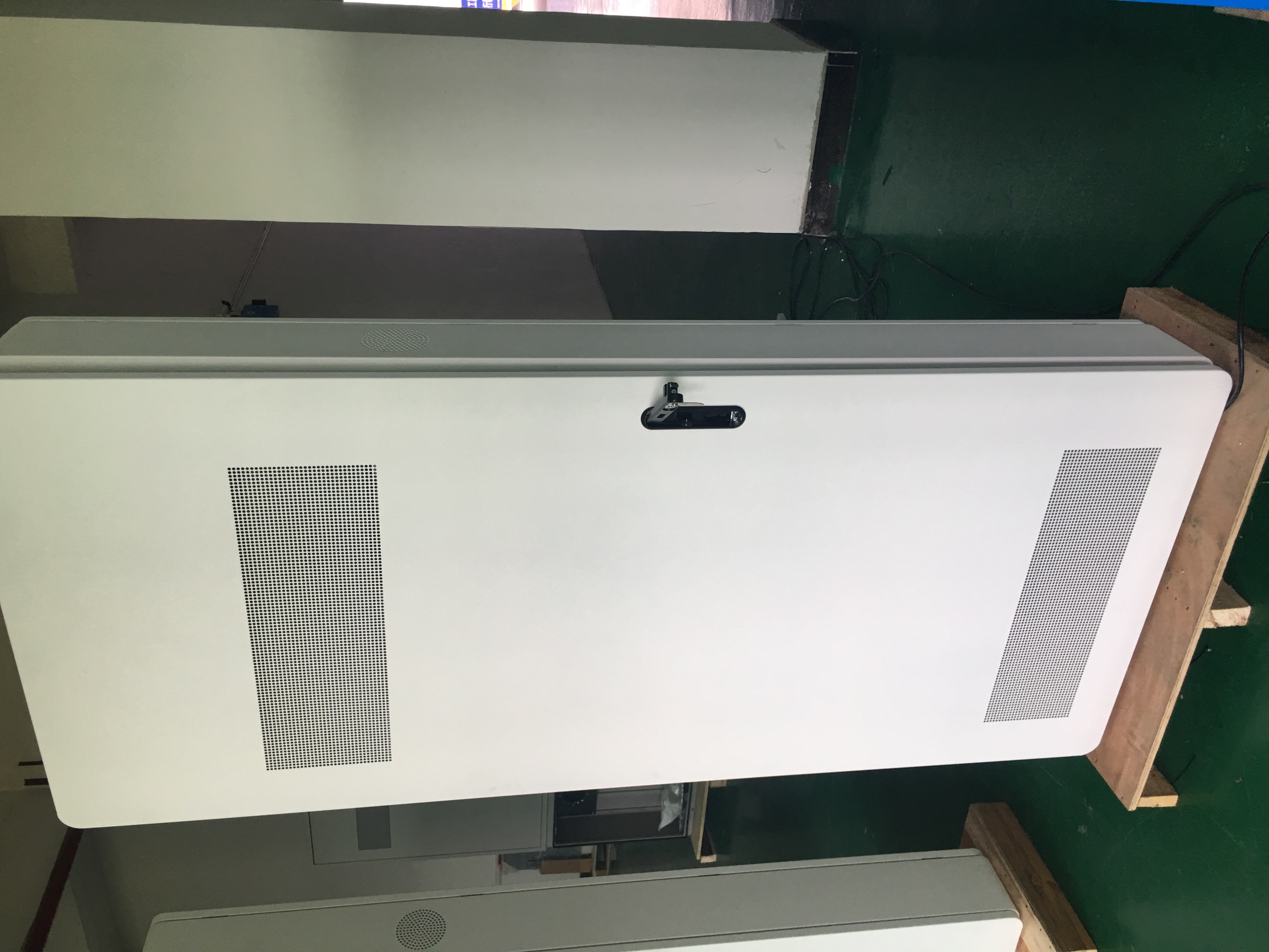 android tablet display stretch lcd bar shelf video strip display 24 36 48 inch shelf lcd bar menu display board Digital Signage