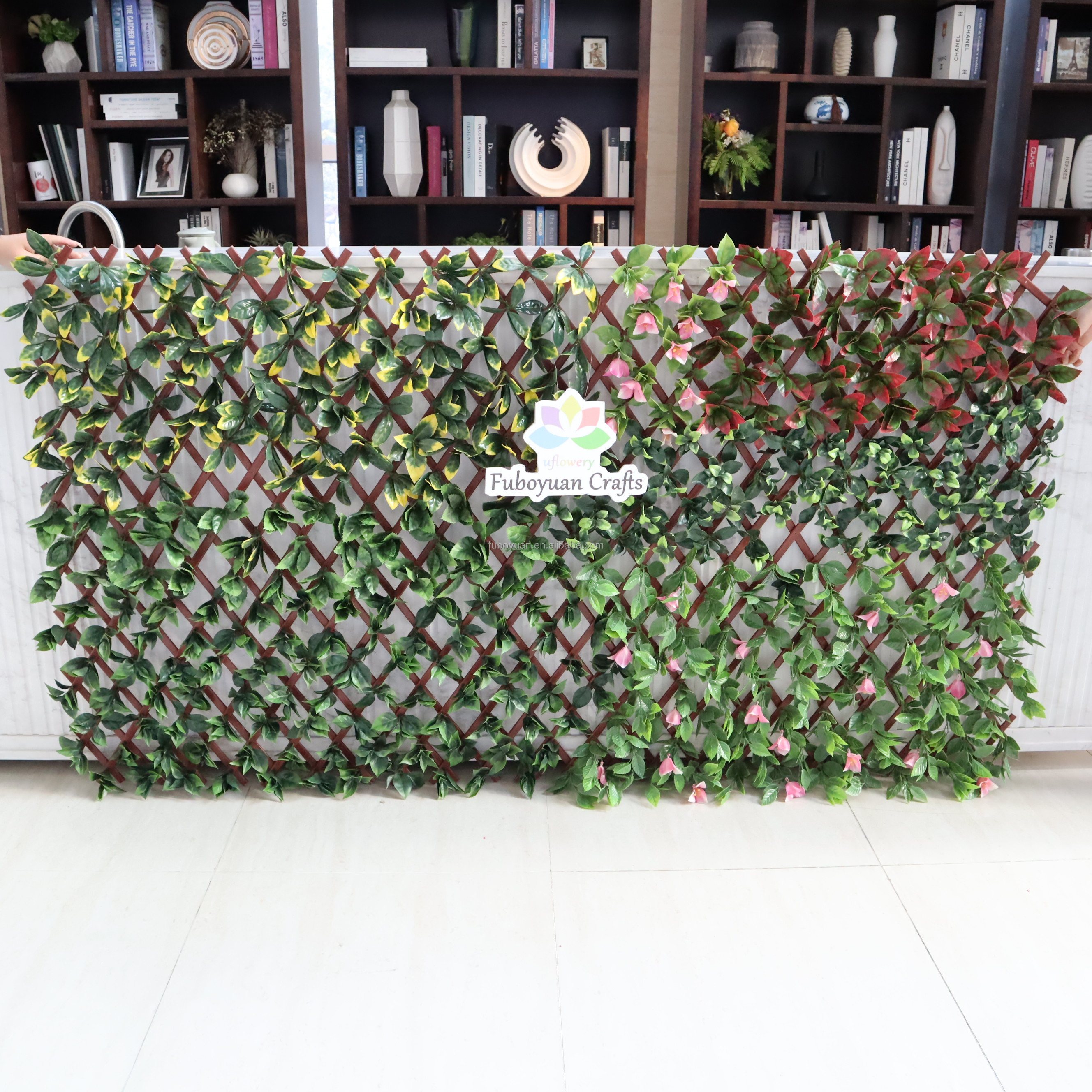 F83 Wholesale Plastic Green Plants Wall Artificial Leaf Expandable Trellis Foliage Fence Walls for Garden Balcony Backyard Decor