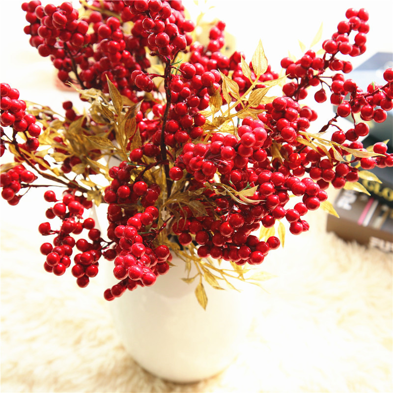 E07395 Wholesale Christmas Tree Materials Foam Red Holly Berries Artificial Branch Berry Branch for Home Mall Festival Decor