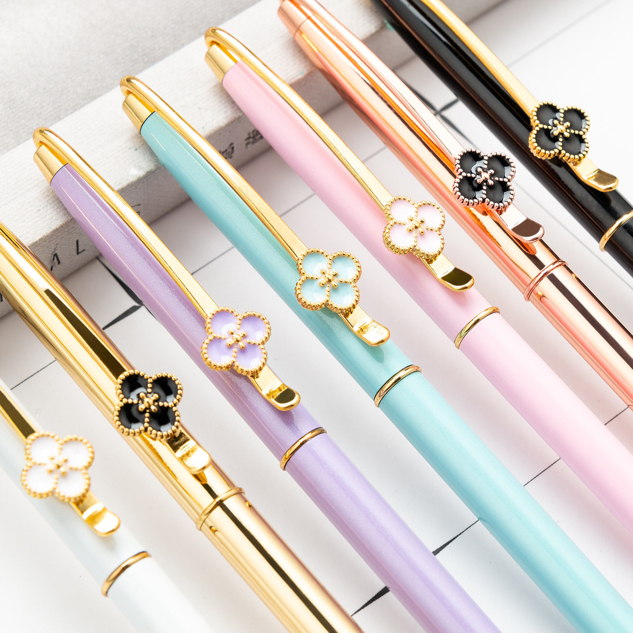 Novelty Metal Four Leaf Clover Clip Ballpoint pen Elegant Stainless Steel Pen with Clover Clip Slim & Lightweight for Women