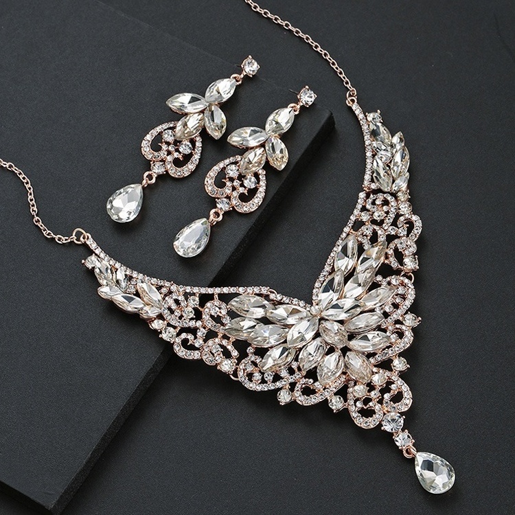 Wholesale deluxe Crystal earring Necklace Fashion Imitation Jewelry, Earring  Necklace Set, Wedding Women Bridal Jewelry Sets