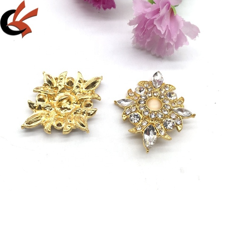 Vintage style wholesale price rhinestone buttons for women garments crystal opal rhinestone buttons