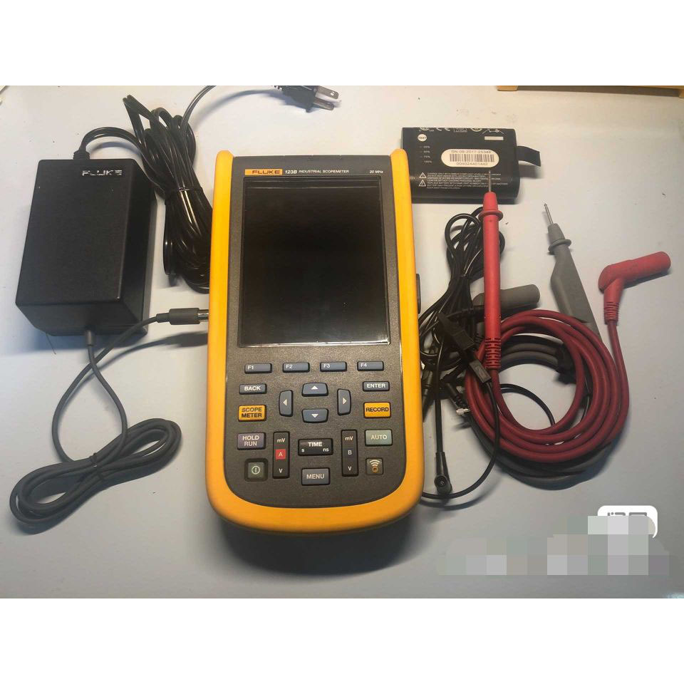 Fluke 123B Industrial ScopeMeter Dual-Input 20MHz HandHeld Oscilloscope