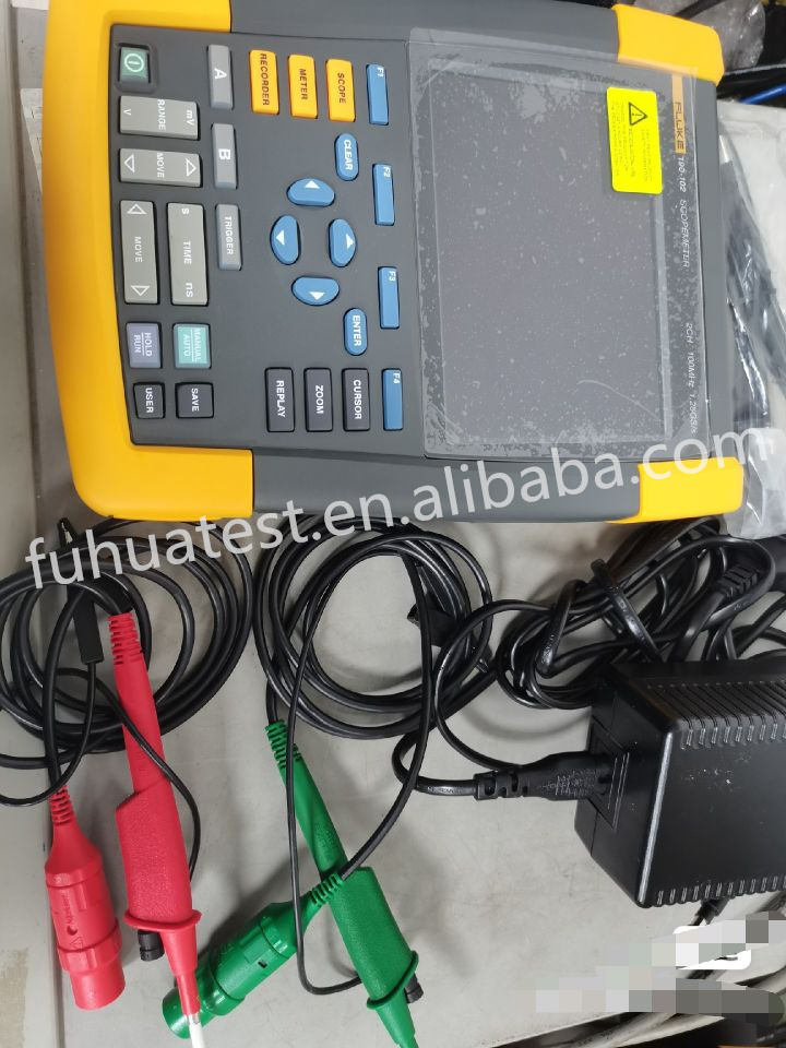 FLUKE 190-102 ScopeMeter Handheld Oscilloscope USED