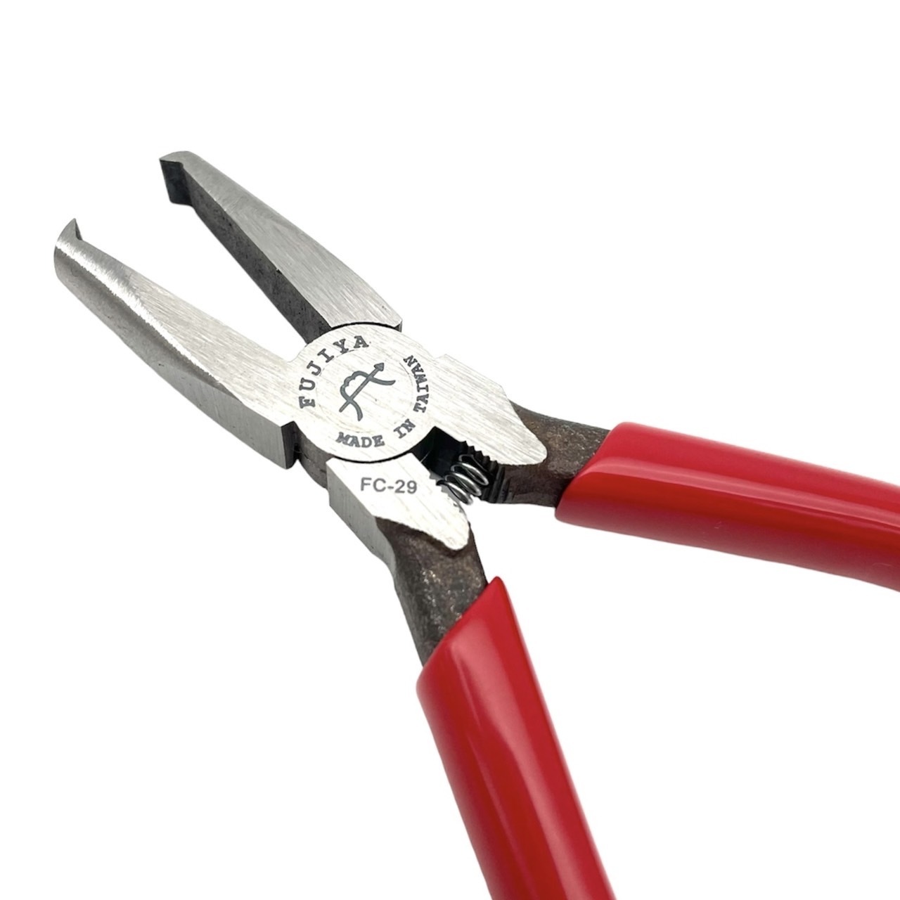 Wholesale Long Nose Pliers Multi-Purpose Hand Tool with Smooth Jaw Surface Customizable OEM Wire Cutter Flat Nose Plier