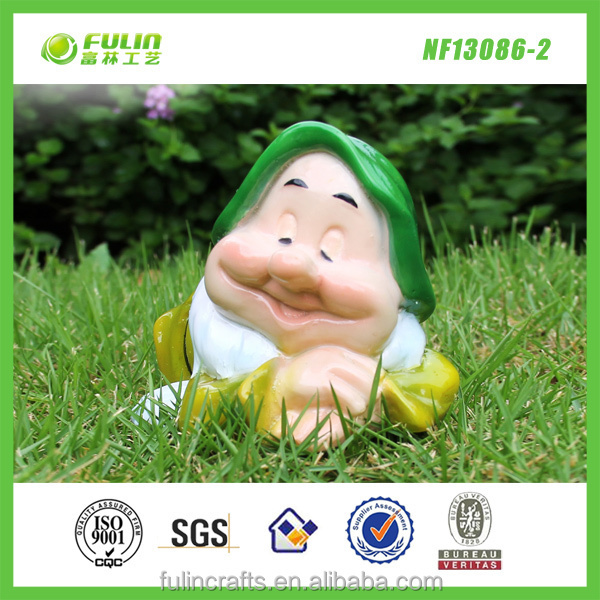 snow white and the seven dwarfs garden resin