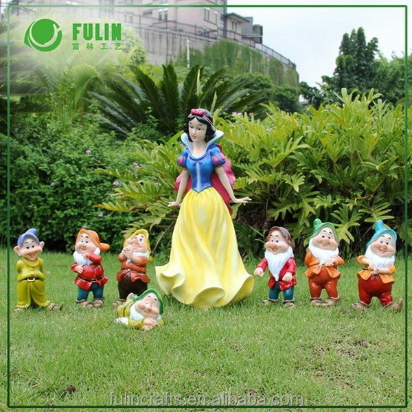 snow white and the seven dwarfs garden resin