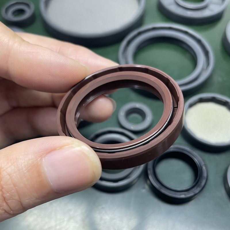 FBK High quality	 water pump seal TC FKM 30*40*7 oil seal rubber oil seal manufacturer