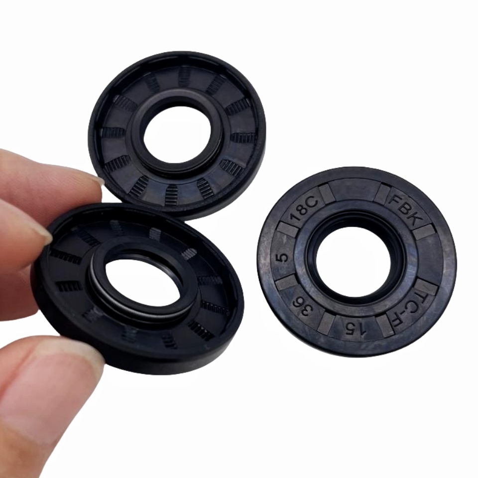 TC Oil Seal 2 Lips NBR/FKM Rubber Seal With Spring TC/TG  oilseal oil seal pump  15*36*5