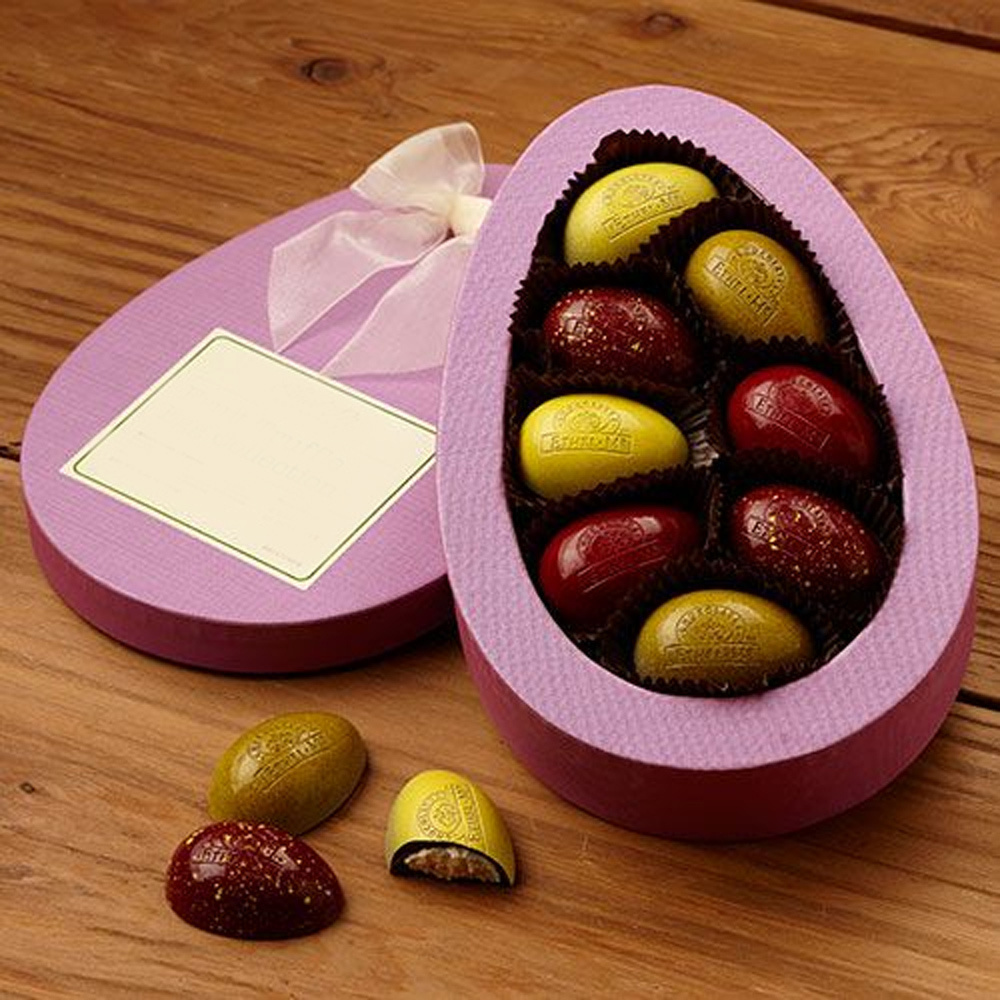 Unique Cardboard Paper Oval Egg Shaped Chocolate Gift Box With Ribbon Decoration Celebration  Chocolate Packaging Gift Box