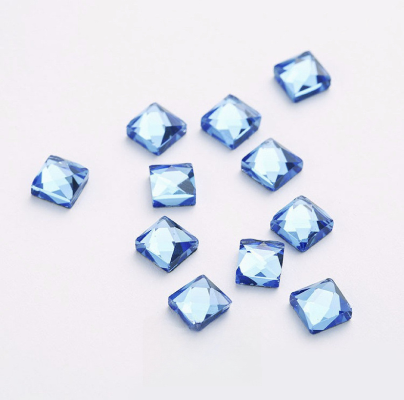 High Quality Flat Back Glass Rhinestones Crystal Bulk Wholesale Various Shape Resin Rhinestones for Fabric Garment decoration