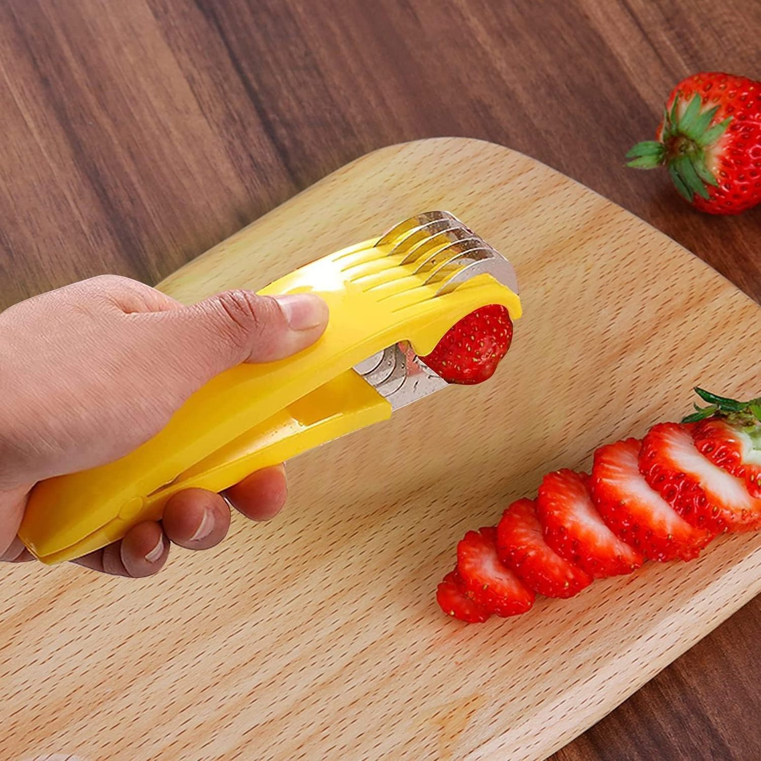 Banana Slicer and Vegetable Salad Peeler Cutter Kitchen Tools Metal Color Box Stainless Steel Fruit & Vegetable Tools Yellow 200