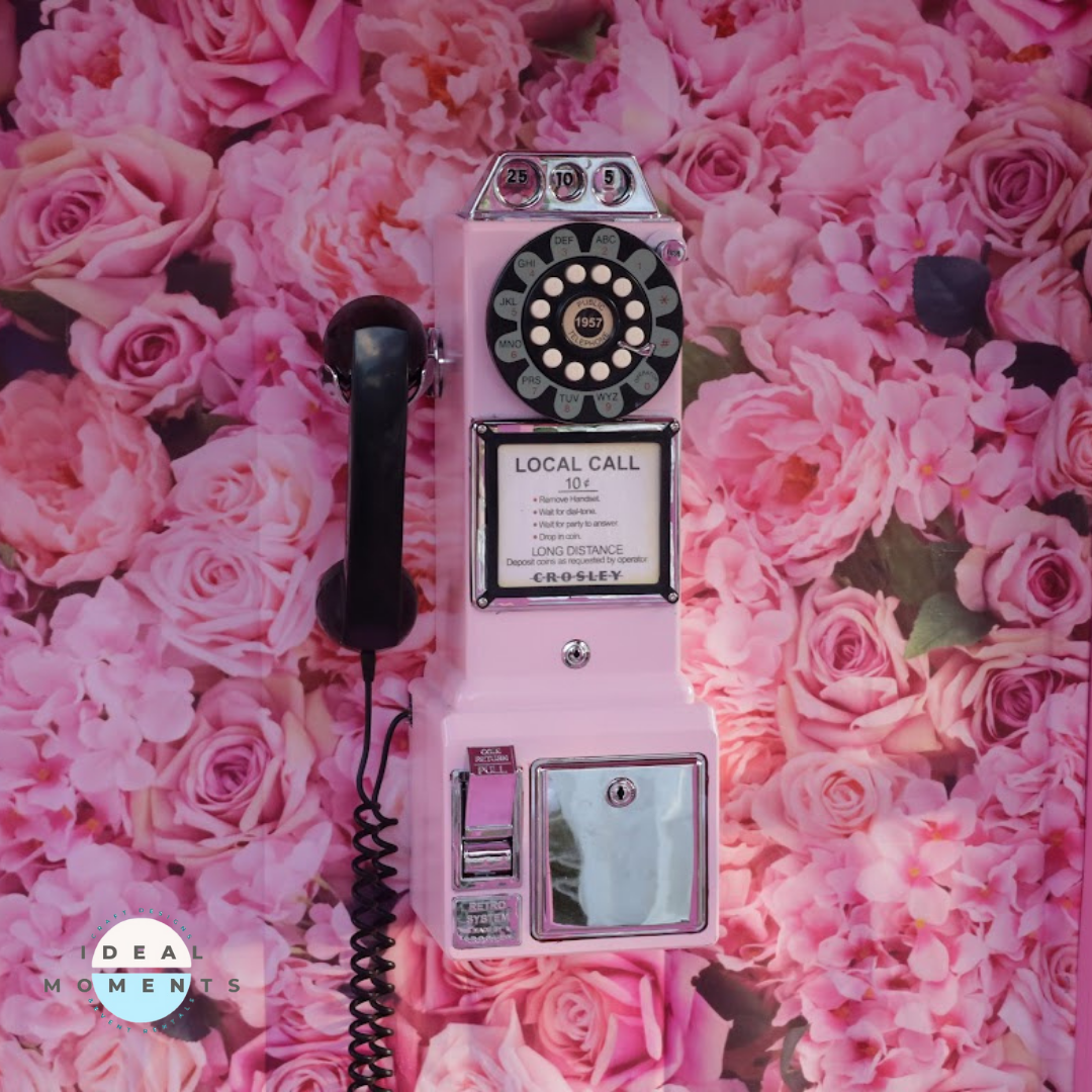 Wedding Supplies London Telephone Booth Wedding Decor Pink Telephone Booth with Artificial Flowers