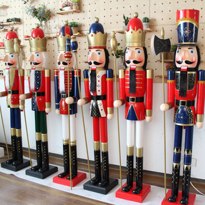 Factory direct sales outdoor 1.8m large nutcracker Christmas wooden tall nutcracker 180cm Puppets Nutcracker Soldier King