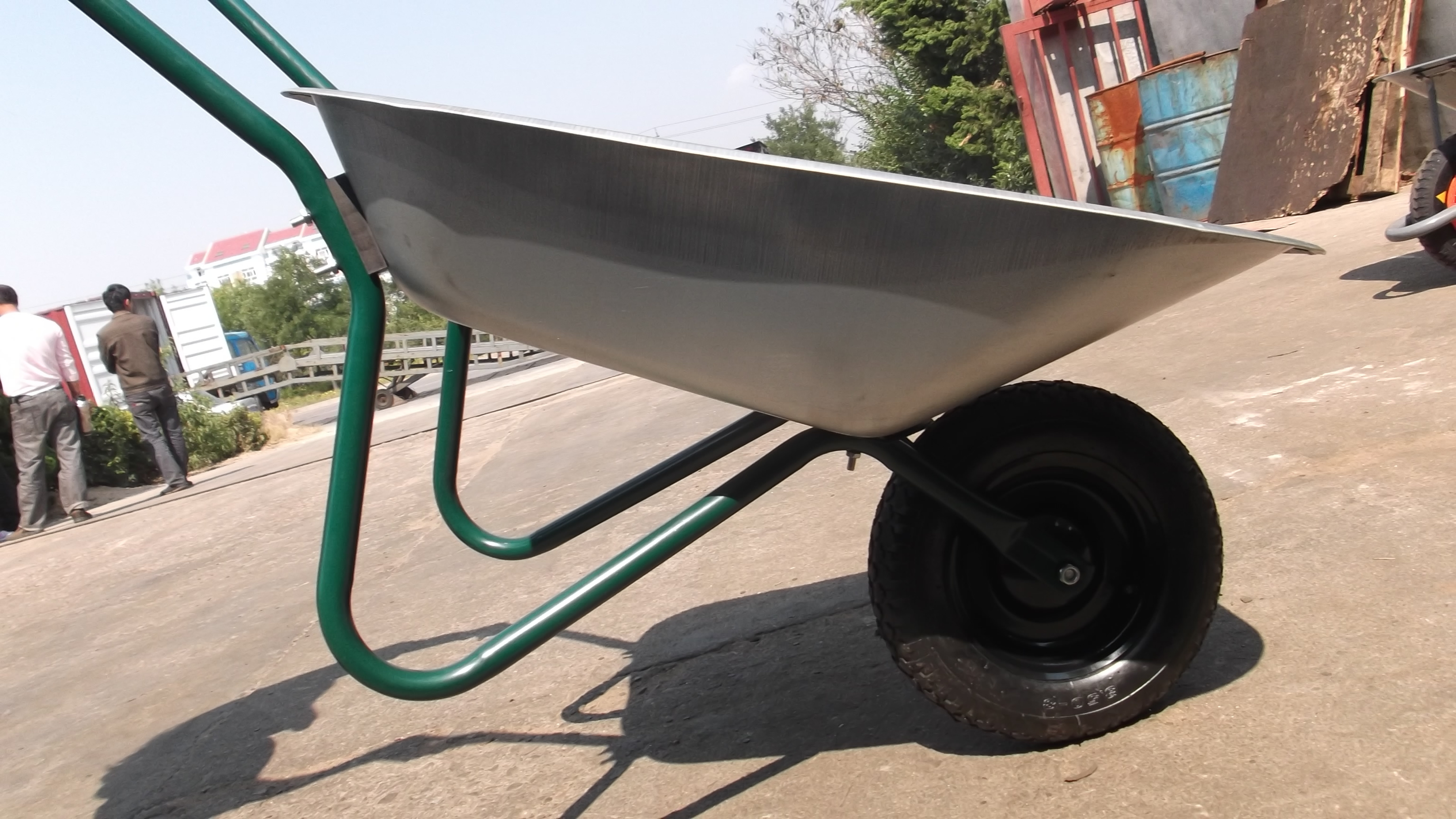 Loading 120kg metal tray concrete construction metal Wheelbarrow For Construction WB6204