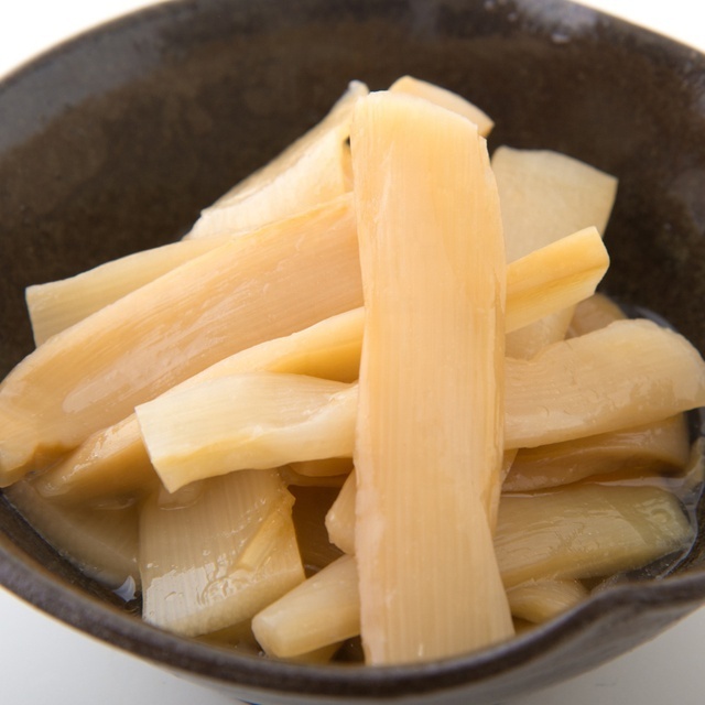 sliced canned bamboo shoot in brine