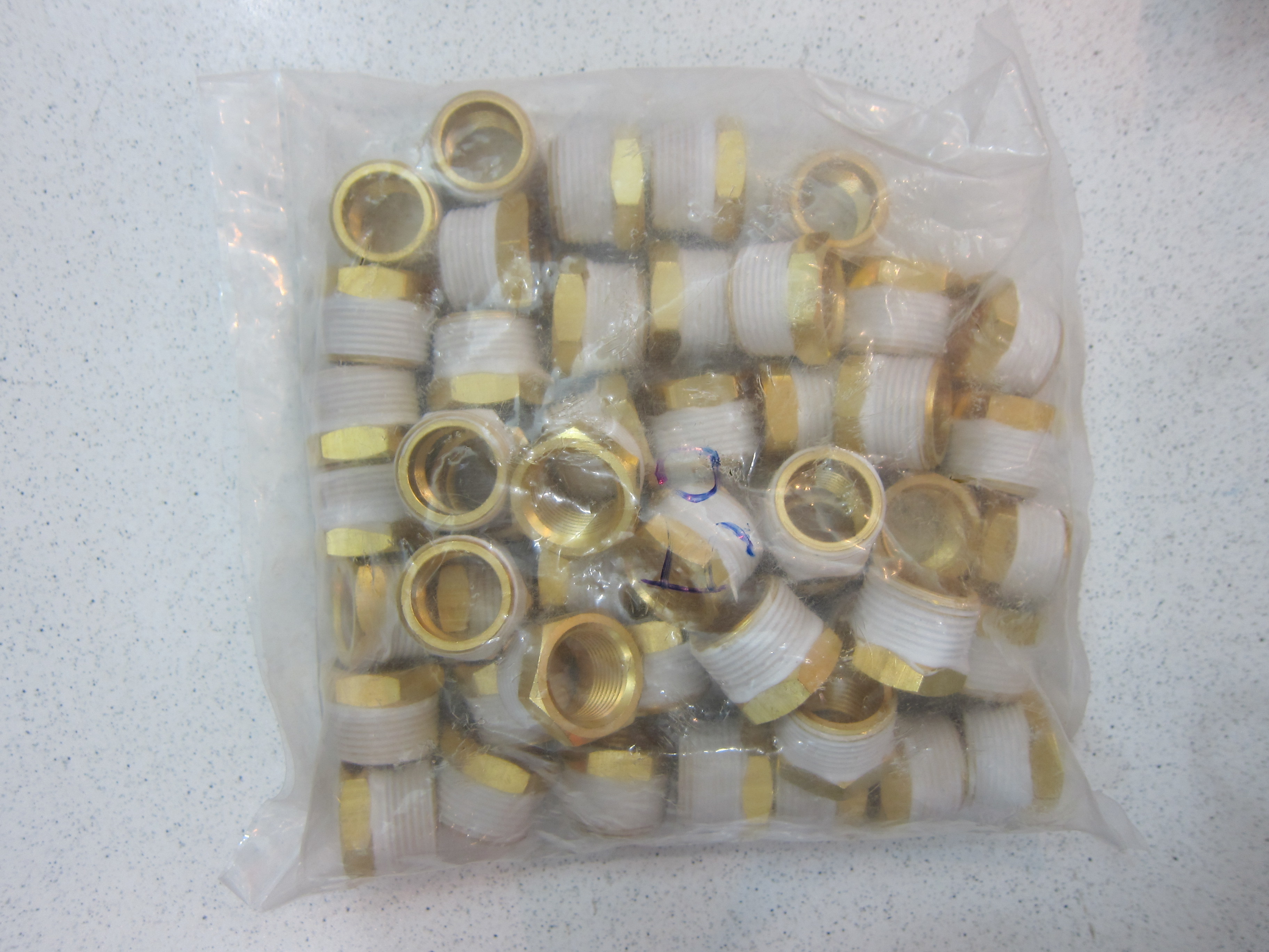 Best Selling Brass Threaded Pipe Plumbing Pipe Fittings Cap 3/4*1/2 Inch For Water System