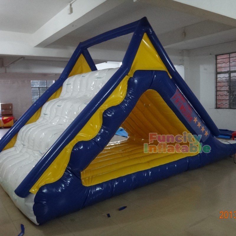 High Quality Wholesale Price Outdoor Water Beach Park Inflatable Water Park Equipment Floating Trampoline