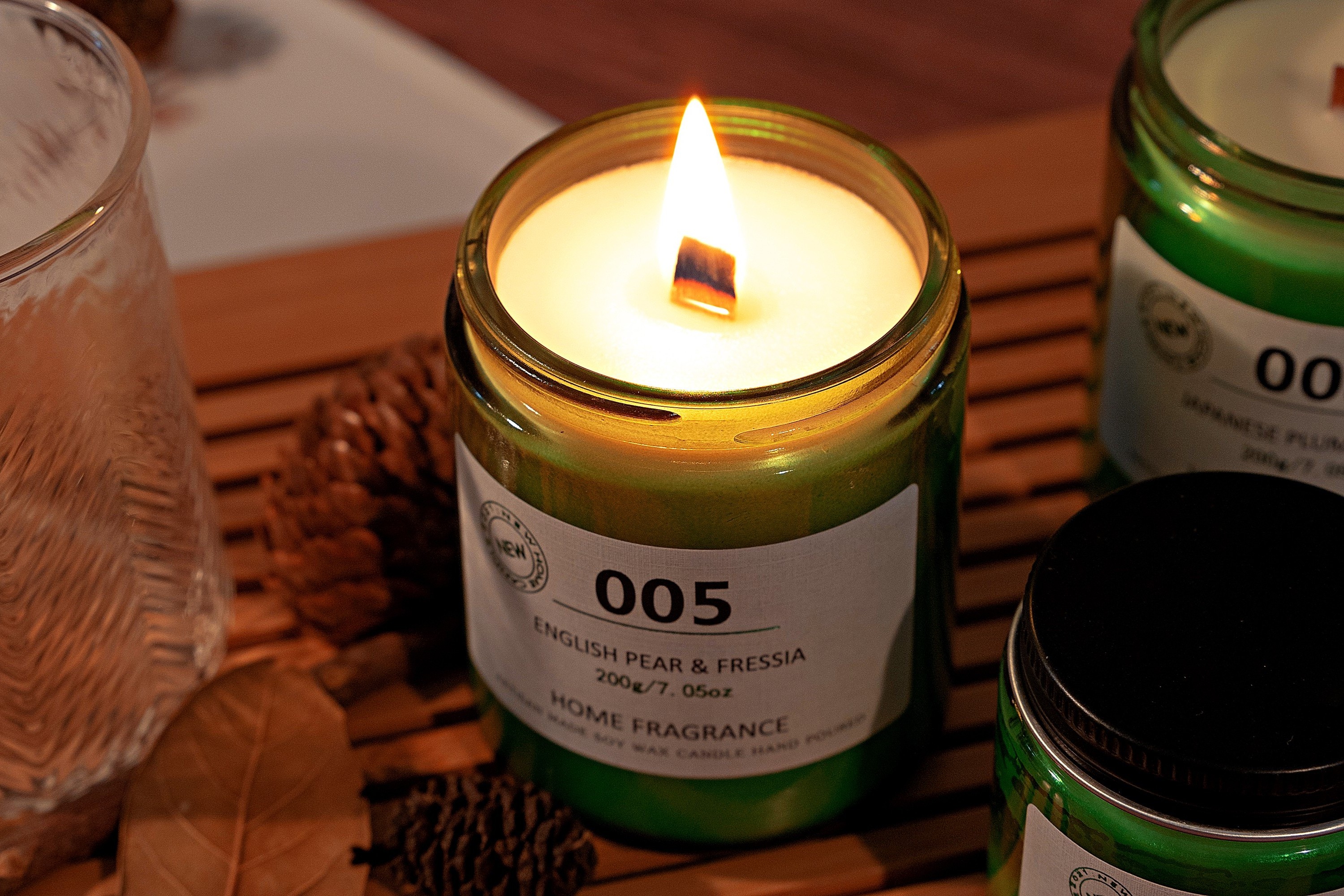 Wholesale Smokeless Green Glass Gift Aromatic Candles Household Products Soy Wax Scented Candles