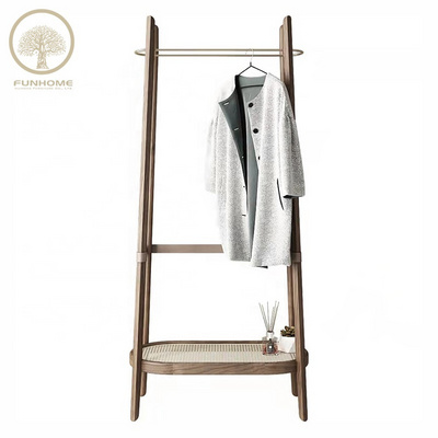 Heated Clothes Racks Wooden Clothes Display Rack Dress Up Clothes Rack