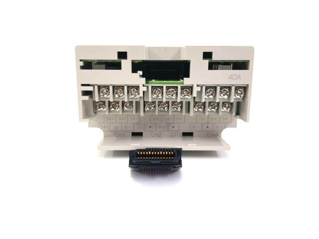 Original New Mitsubishi programmable controller 4 channel D/A module FX2N-4DA Mitsubishi PLC module