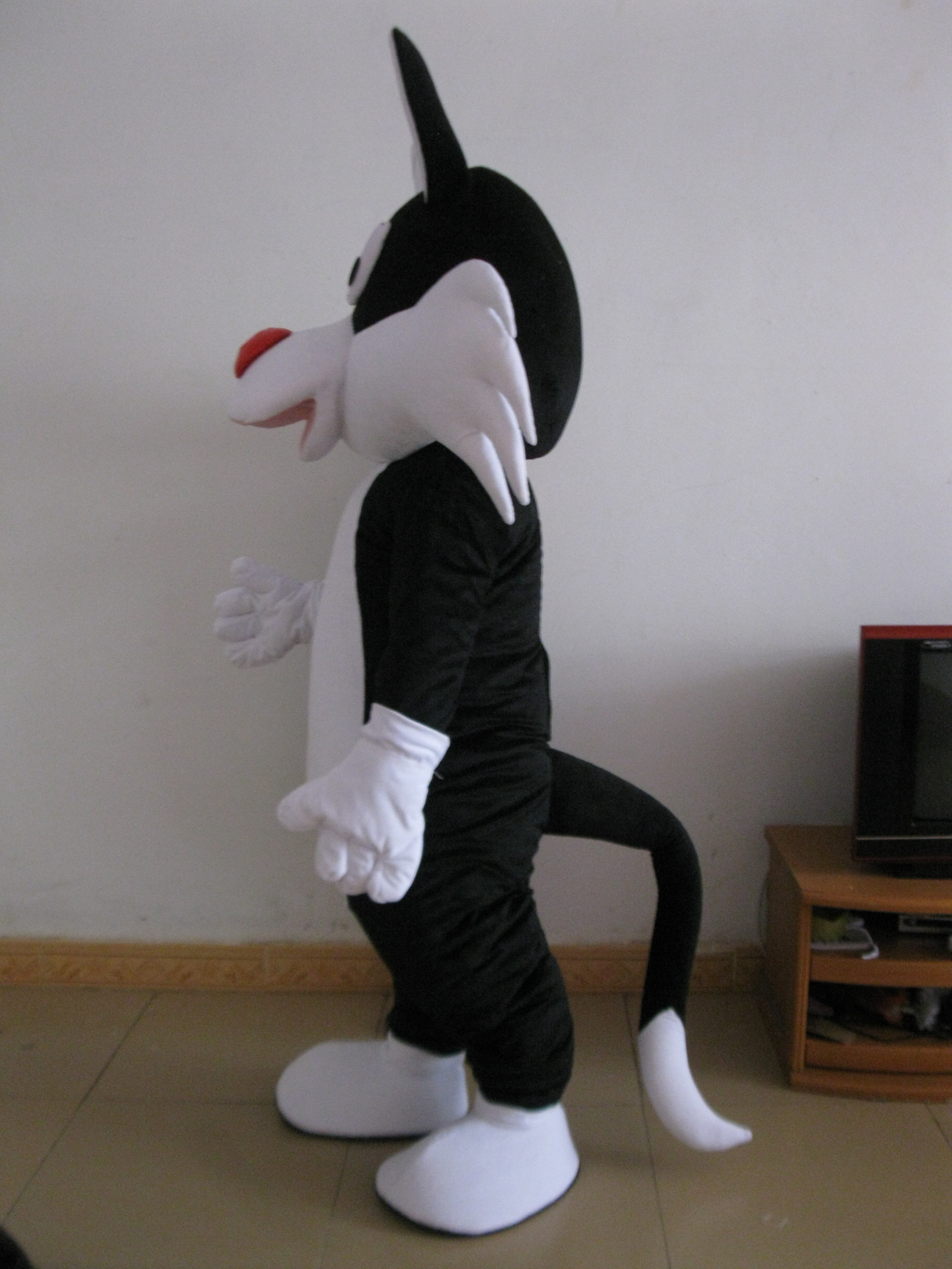 Sylvester Plush Cat Mascot Costume Adults Size Fancy Dress Suit