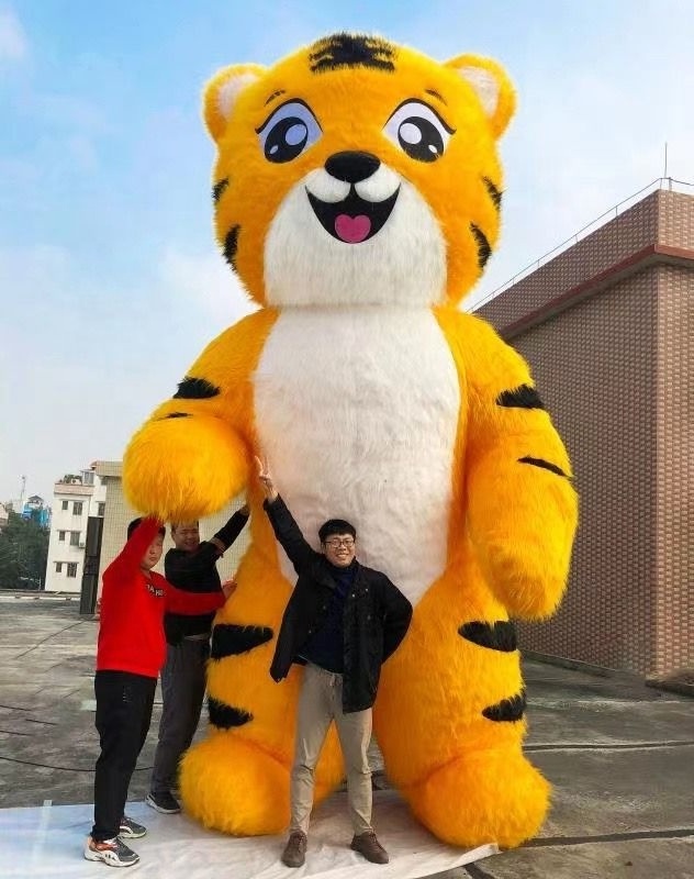 Long hair super cute 3m inflatable cat mascot costume walking cat mascot