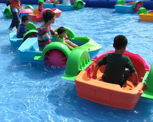 HI CE kids hand paddle boat electric bumper  inflatable water bumper boat kids hand paddle boat