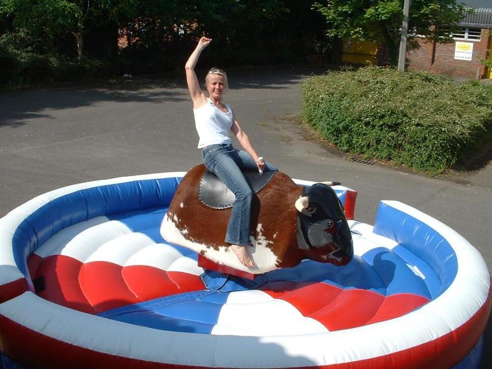 Amusement Park Mechanical Rodeo Bull Rides Price