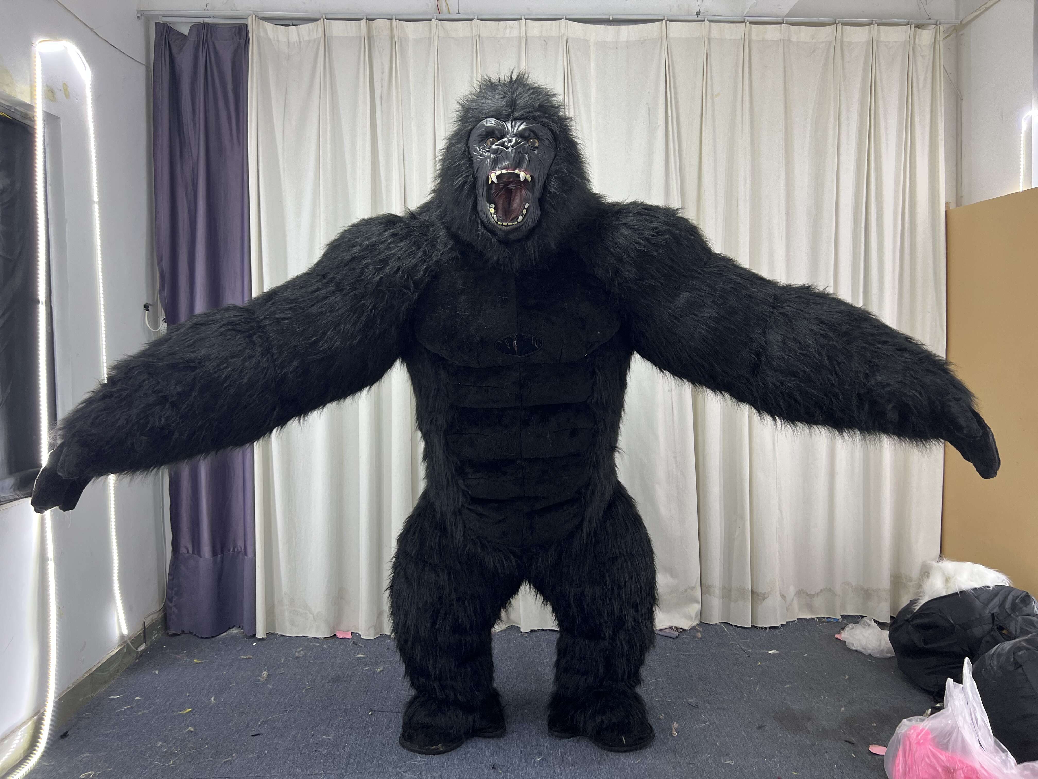 Best Seller Inflatable Gorilla for Kid Cartoon Mascot Costume For Party inflatable  costume for Rental