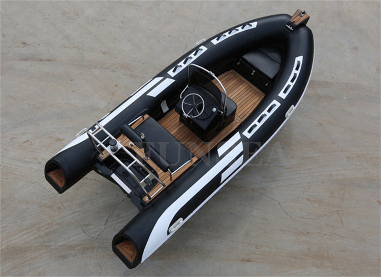 Cheap price 16ft 4.8m 4 person deep v PVC semi rigid fiberglass hull inflatable fishing leisure speed rubber RIB boat with motor