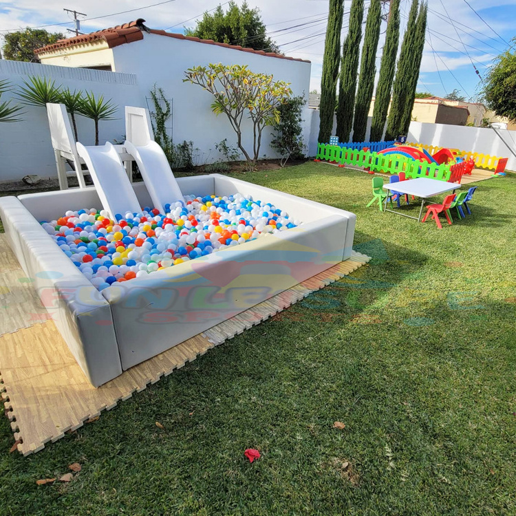 New design outdoor kids wonder world soft play pop up ball pit with white plastic slide