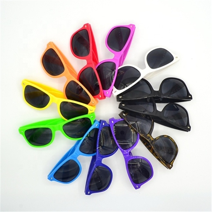 Unisex Wholesales Wedding Favor Classic Sunglasses Promotional Logo Customized Gift UV400 CE Multicolor Cheap AD Sunglasses