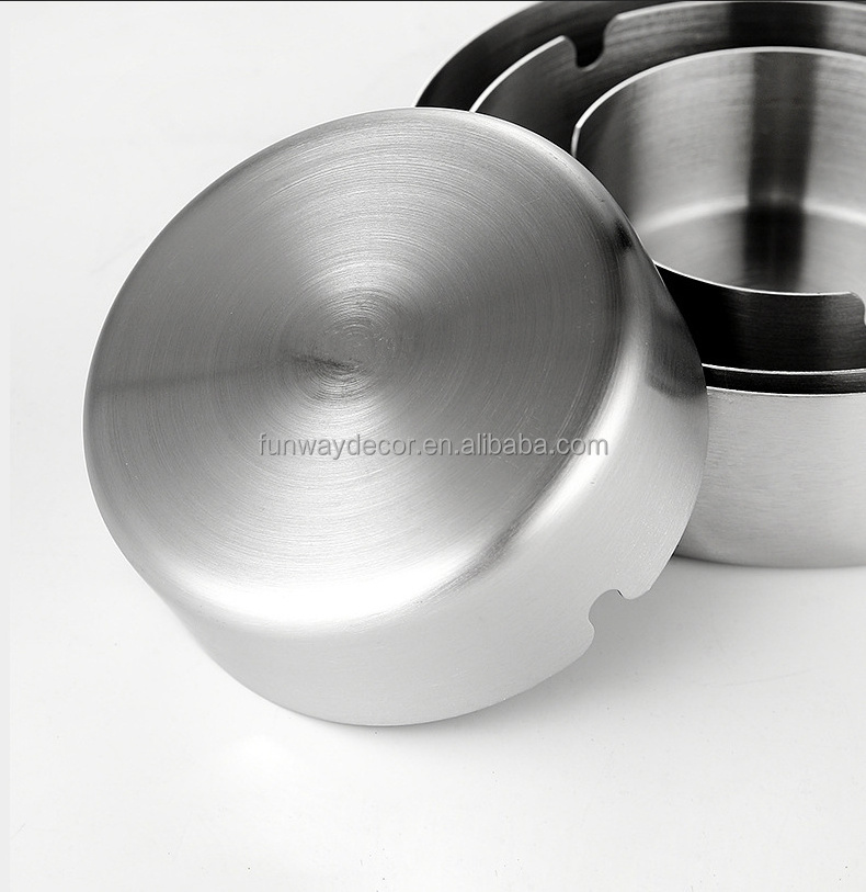 Round Stainless Steel Cigar Ashtray Suitable for Cigarette Ash Holder for Home Silver and Gold Metal Ashtray for Pub Restaurant