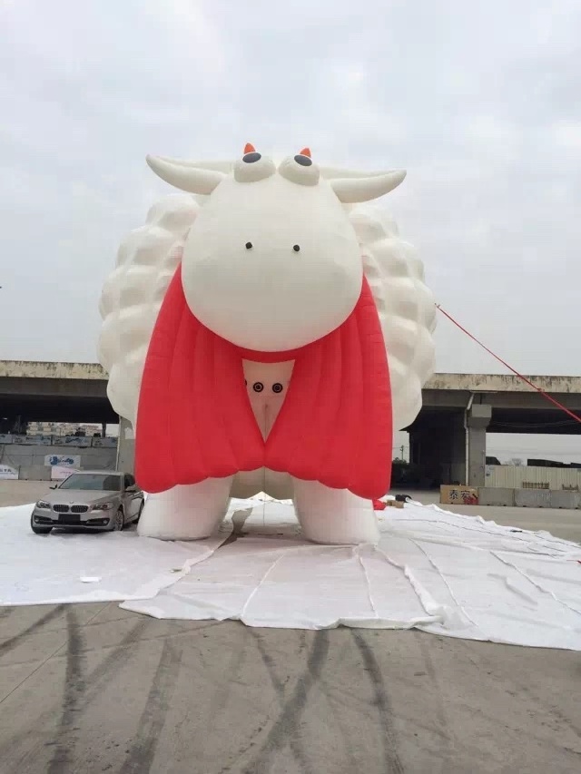 inflatable big white sheep model large inflatable cartoon animal balloon Inflatable sheep With sheep horns cartoon