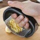 wholesale Stainless Steel Ginger Rocker/Crusher/Chopper/Garlic Press Squeezer with Ergonomic Handle