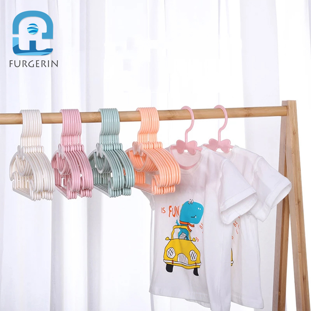 Wholesale Portable Plastic Kids Coat Hanger Towel Scarf Display Cute Baby Hanger For Home